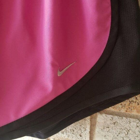 Nike Women's Shorts Tempo DRY Running Shorts 3"  Small NWOT - Picture 3 of 10